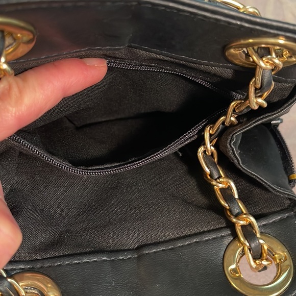 Purse - Picture 8 of 11